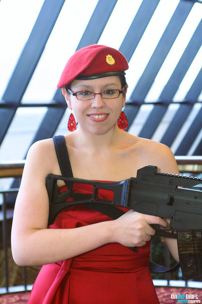 Beth is Armed!_3025409572_o.jpg