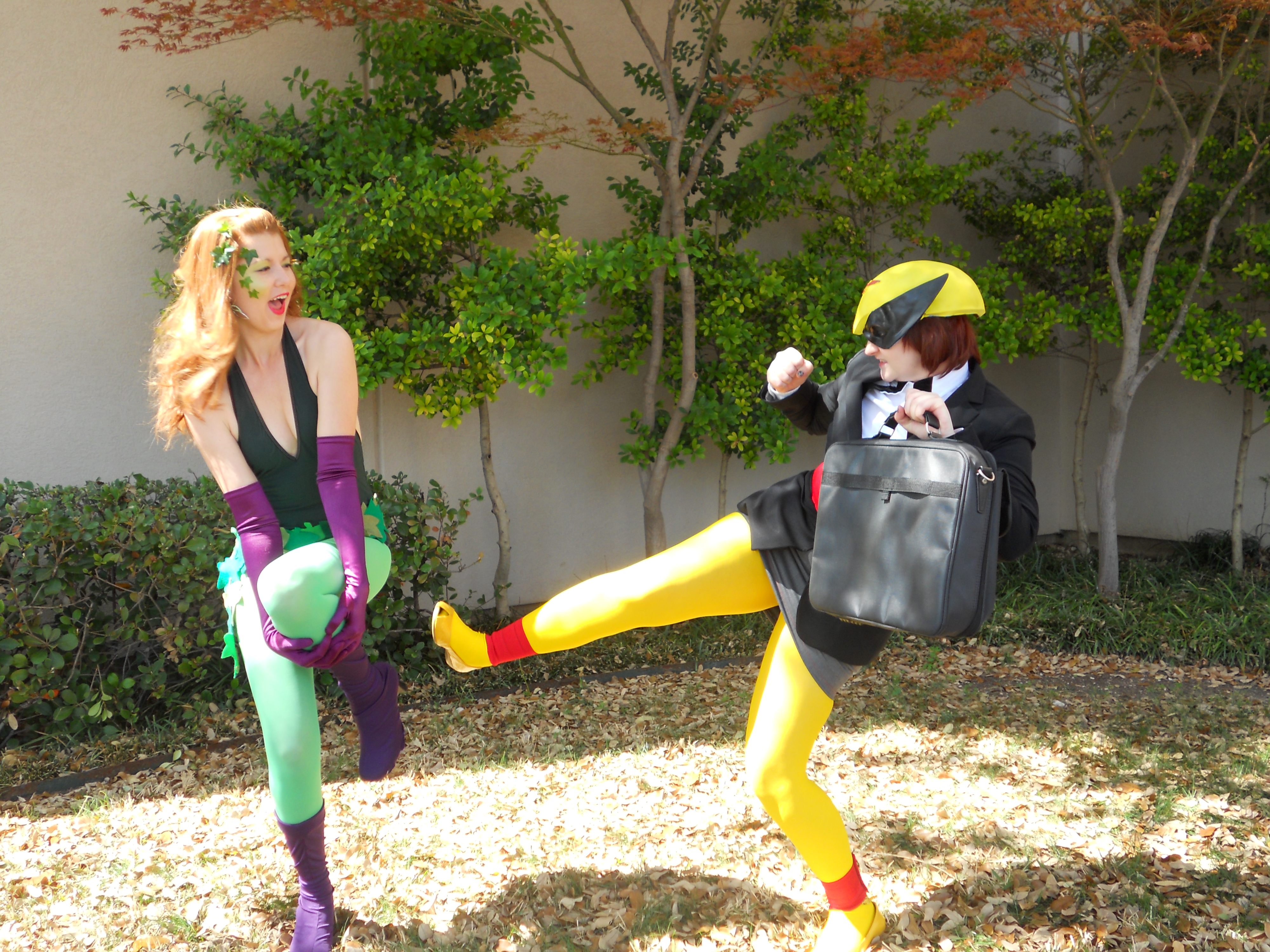 Ivy v Bird Girl_5753187269_o.jpg